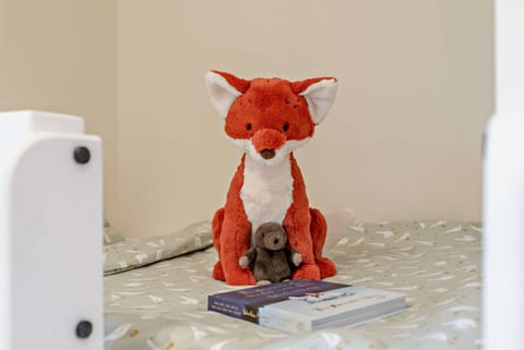 The Old Sweet Shop Bedroom 2 - StayCotswold