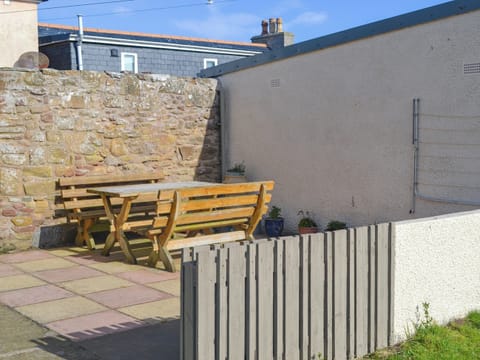 Outdoor area | Sandy Bay, Portmahomack