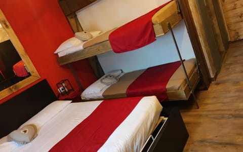 Standard Quadruple Room, Multiple Beds | Free WiFi