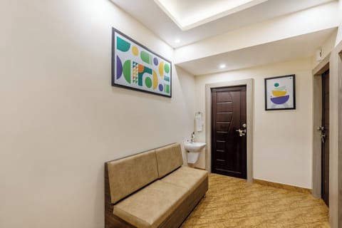 Premium Double Room | In-room safe, desk, iron/ironing board, rollaway beds