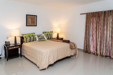 Business Quadruple Room | Egyptian cotton sheets, premium bedding, free WiFi, bed sheets