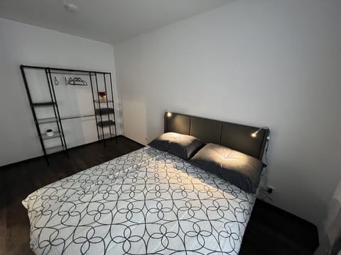 Comfort Apartment | Free WiFi, bed sheets