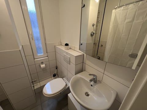 Comfort Apartment | Bathroom