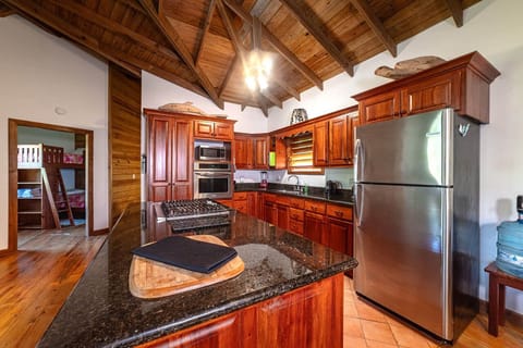 Superior House, 3 Bedrooms, Pool Access, Poolside | Private kitchen | Fridge, microwave, oven, stovetop