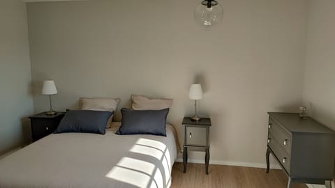 Standard Room, 1 Bedroom, Non Smoking, Pool View | Premium bedding, pillowtop beds, individually decorated