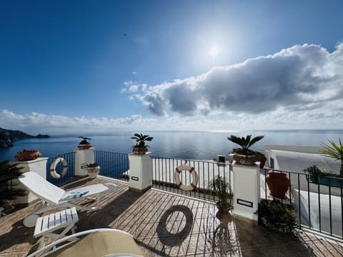 House, 3 Bedrooms, Terrace, Sea View | Terrace/patio