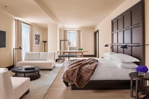 Suite (Madison Suite) | Down comforters, pillowtop beds, minibar, in-room safe