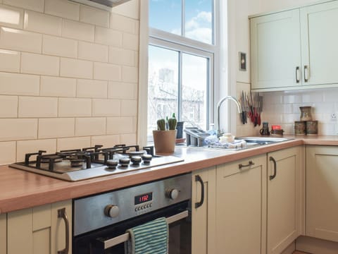Kitchen area | Greenfield Holme, Scarborough