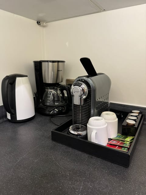 Luxury Apartment | Coffee and/or coffee maker