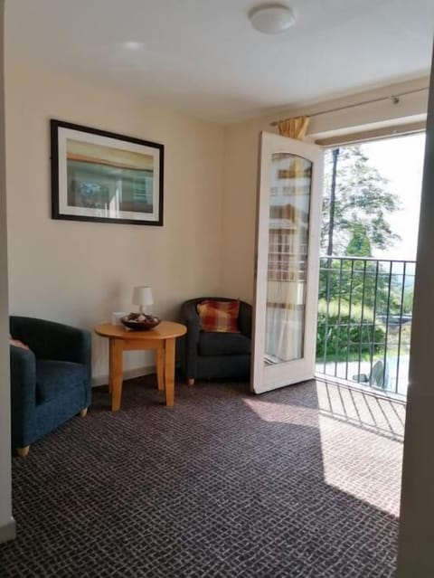 Standard Double Room, Valley View | Desk, free WiFi, bed sheets