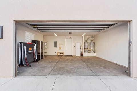 Large 2 car Garage with ping pong table