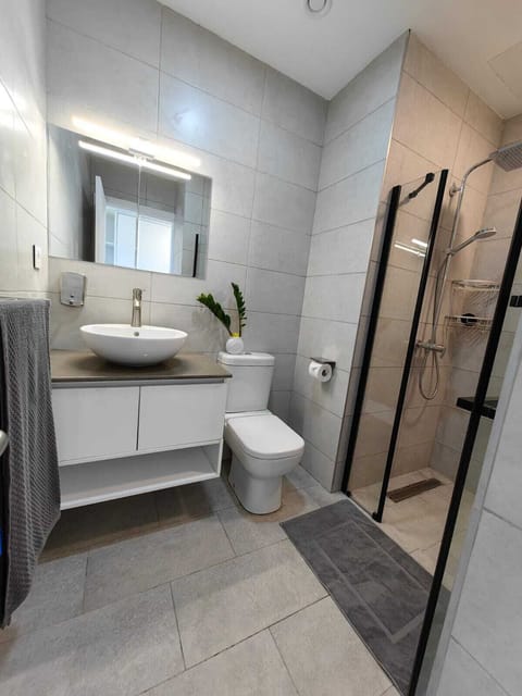 Comfort Double Room | Bathroom | Towels