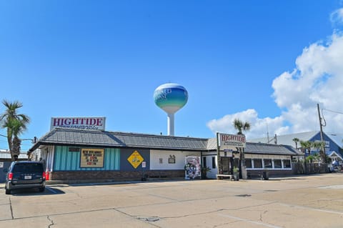 Condo, Multiple Beds (El Matador- Beachside Haven 210) | Parking | Free self parking