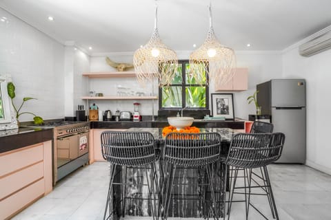 Exclusive Villa | Dining room