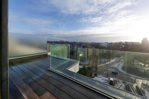 Luxury Apartment | Terrace/patio