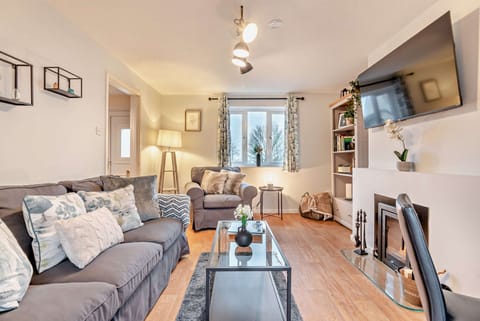 Snowdrop Cottage - StayCotswold