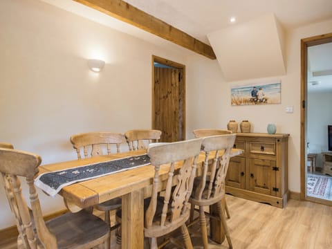 Dining Area | Frondeg Bach, Tregaron and the Cambrian Mountains