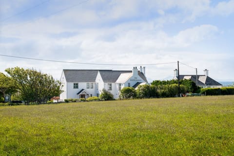 The Little Nest - rhoscolyn anglesey