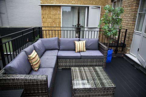 Apartment | Terrace/patio