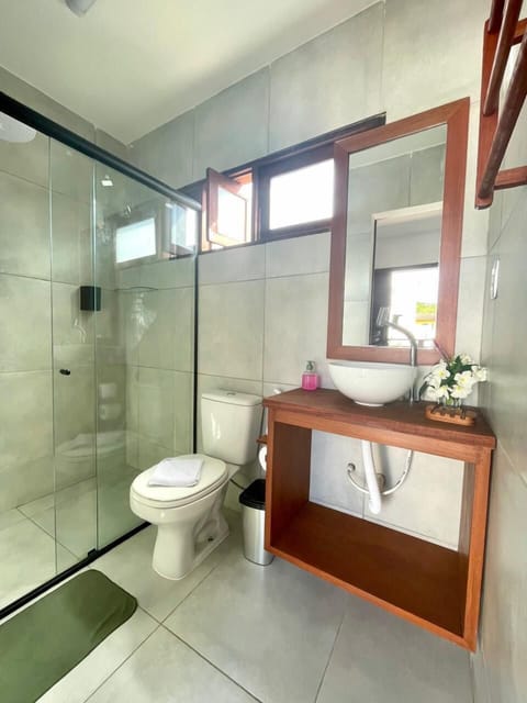 Deluxe Double Room | Bathroom