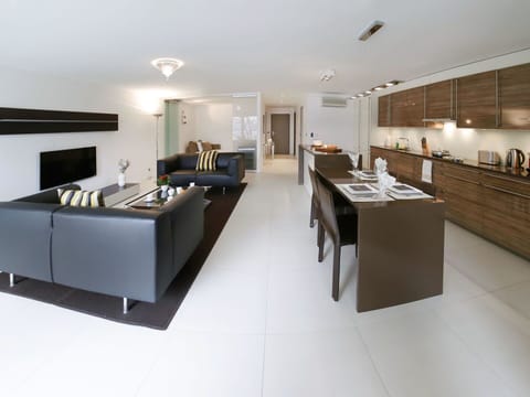 Property, Table, Furniture, Building, Lighting, Chair, Interior Design, Automotive Design, Flooring