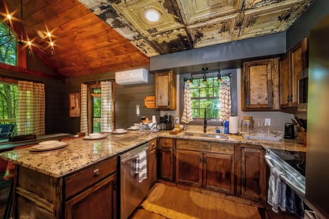 Custom and fully appointed kitchen for dining and entertaining.