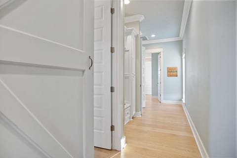 Beach Breeze Hallway: Second level