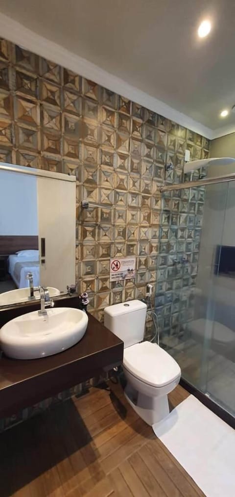 Premium Room | Bathroom