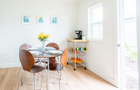 Sunny breakfast nook.