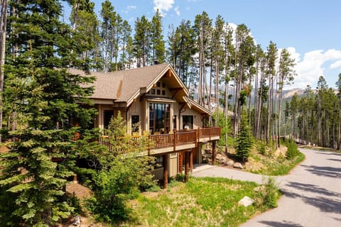 House, 4 Bedrooms | Exterior