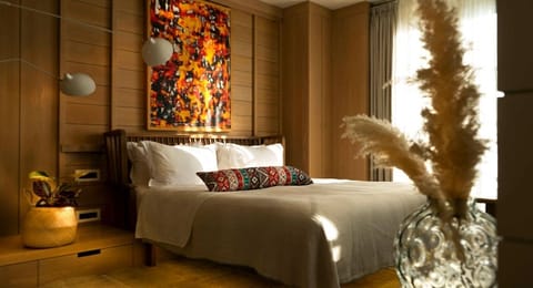 Suite | Premium bedding, minibar, in-room safe, individually furnished