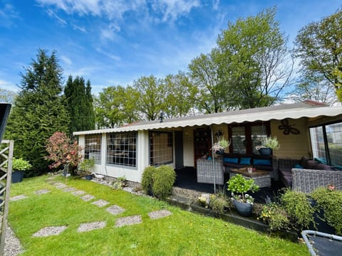 Front Vakantiepark Klein Vink - E11