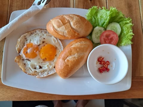 Daily local cuisine breakfast (VND 35000 per person)