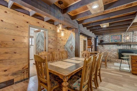 With its inviting ambiance and ample seating, indulge in the pleasures of good food and great company.