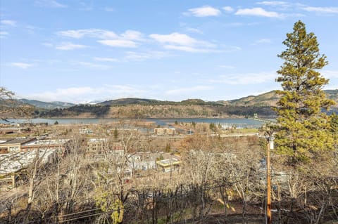 42-SF3R0599-SF3R0601