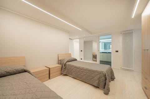 Deluxe Villa, 6 Bedrooms, Private Pool | Egyptian cotton sheets, premium bedding, desk, free WiFi