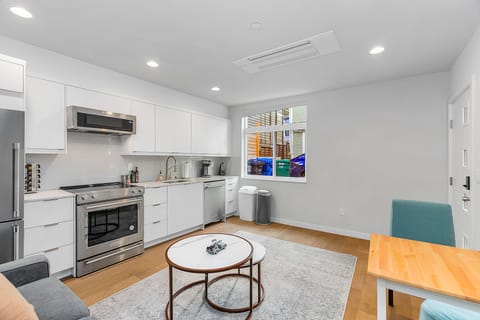Classic Apartment | Private kitchen | Fridge, microwave, oven, stovetop