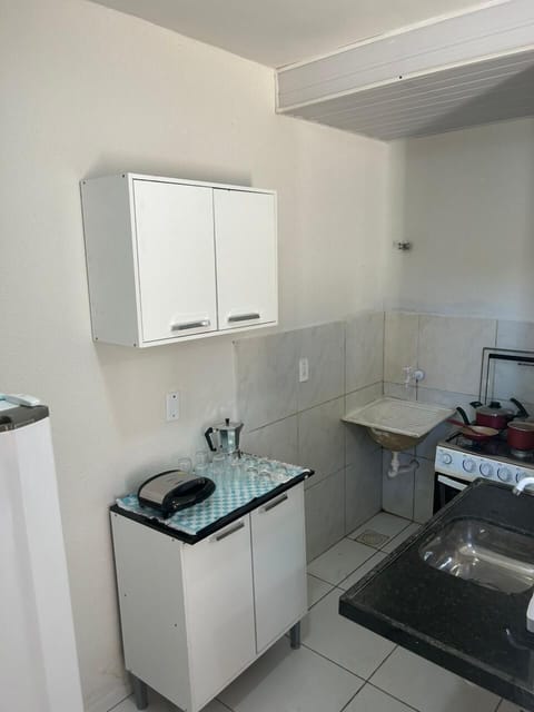 Comfort Apartment | Shared kitchen | Fridge, microwave, stovetop, blender