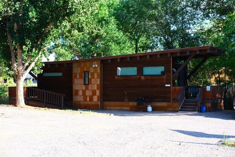 Wheel20Haus20exterior202