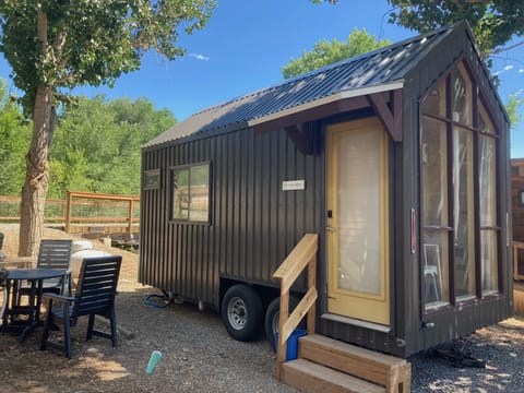 Tiny20320Exterior201