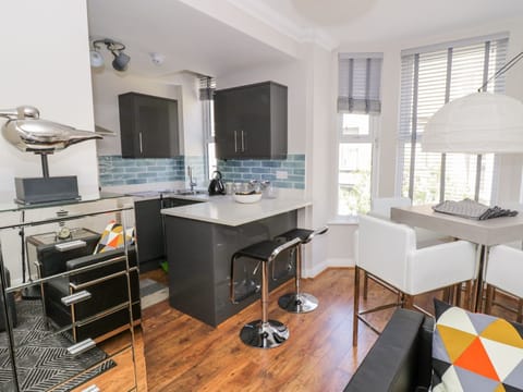 Fridge, dishwasher, electric kettle, toaster