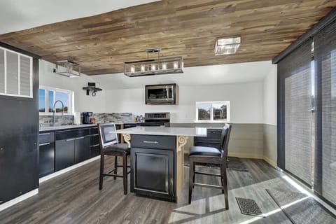 House, 1 Double Bed, Patio (240 Stony Hills Rd) | Private kitchen | Coffee/tea maker