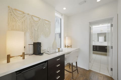 The White House of Holiday Isle - Gulf Front Luxury Pet-Friendly Vacation Rental Beach House with Private Pool, Elevator, and Personal Beach Access in Destin, Florida - Five Star Properties Destin/30A