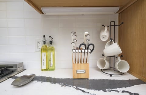 Fully stocked kitchen in our Broken Bow cabin, with all the cooking essentials!