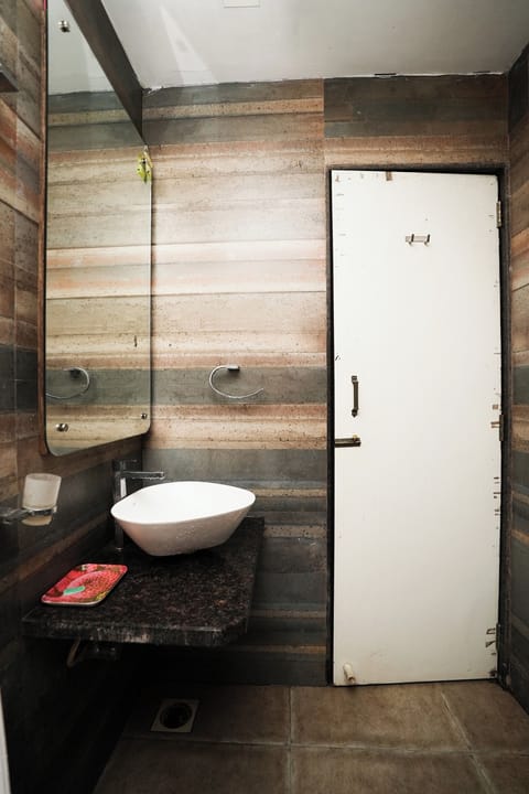 Stone House Valley View Non Ac | Bathroom | Shower, rainfall showerhead, free toiletries, hair dryer