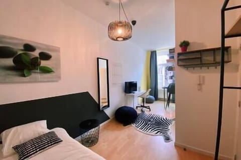 64e164ca-7669-452a-aa6f-4fb9f74336fe