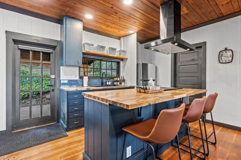 Large island with seating for three!