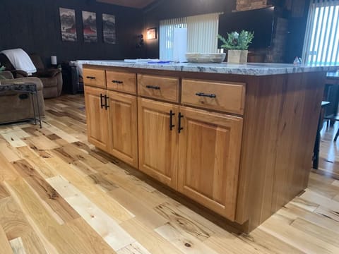 Kitchen island with barstool seating for 6.
