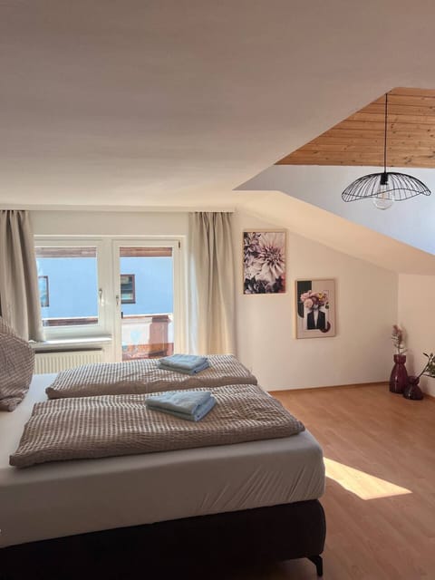 Apartment, 2 Bedrooms, Balcony, Mountain View | 2 bedrooms, free WiFi