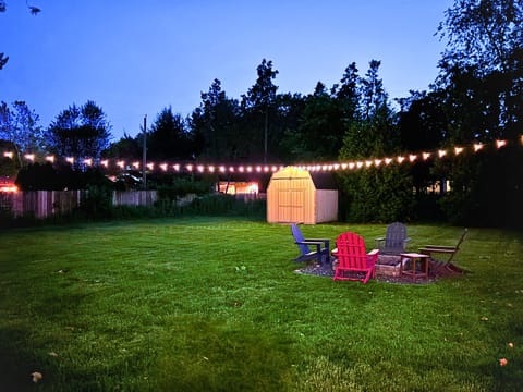 Massive fenced yard with firepit, great for large gatherings, dogs welcome!